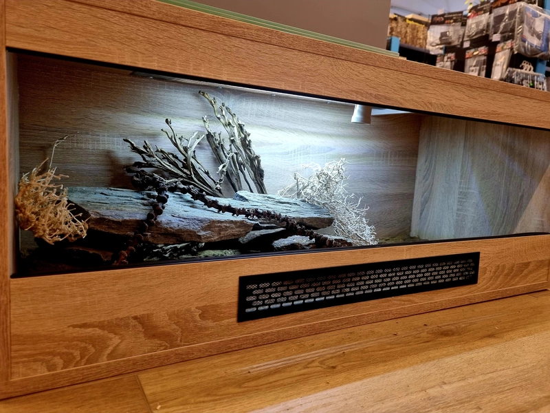 Terrarium 100x40x40 glina #2